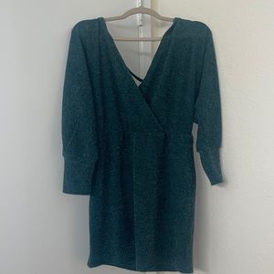 Green L size dress
